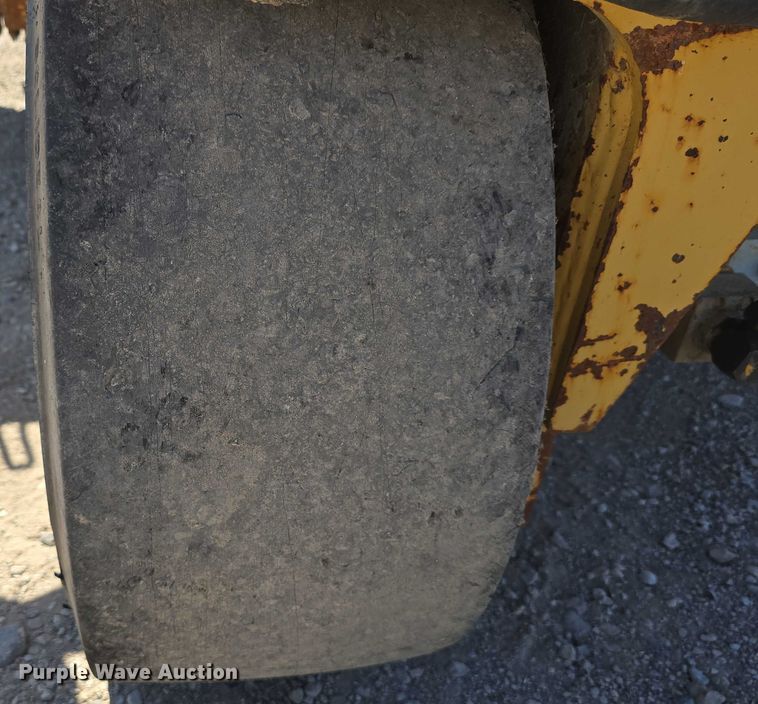 image for item DT6855 (2) Caterpillar PR-105 cold planers