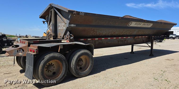 image for item DT6856 1997 Circle R Inc. 34HSD side dump trailer
