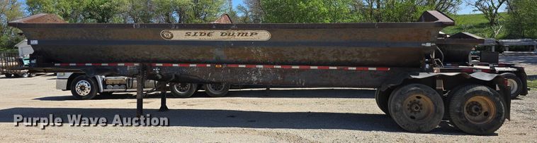 image for item DT6856 1997 Circle R Inc. 34HSD side dump trailer