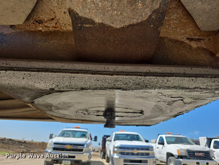 image for item DT6856 1997 Circle R Inc. 34HSD side dump trailer