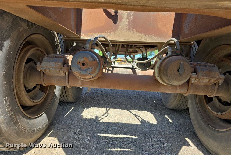 image for item DT6856 1997 Circle R Inc. 34HSD side dump trailer