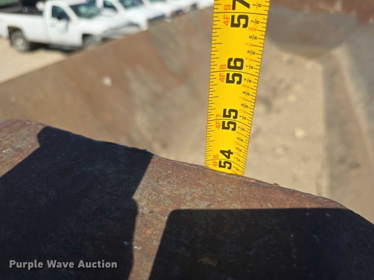 image for item DT6856 1997 Circle R Inc. 34HSD side dump trailer