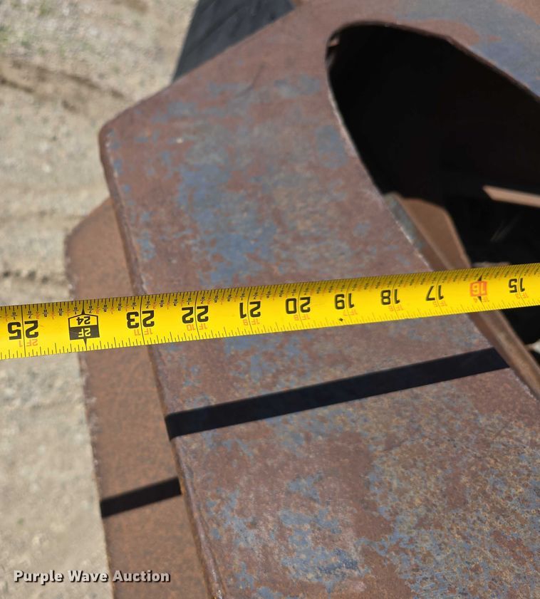 image for item DT6856 1997 Circle R Inc. 34HSD side dump trailer