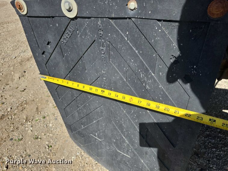 image for item DT6856 1997 Circle R Inc. 34HSD side dump trailer