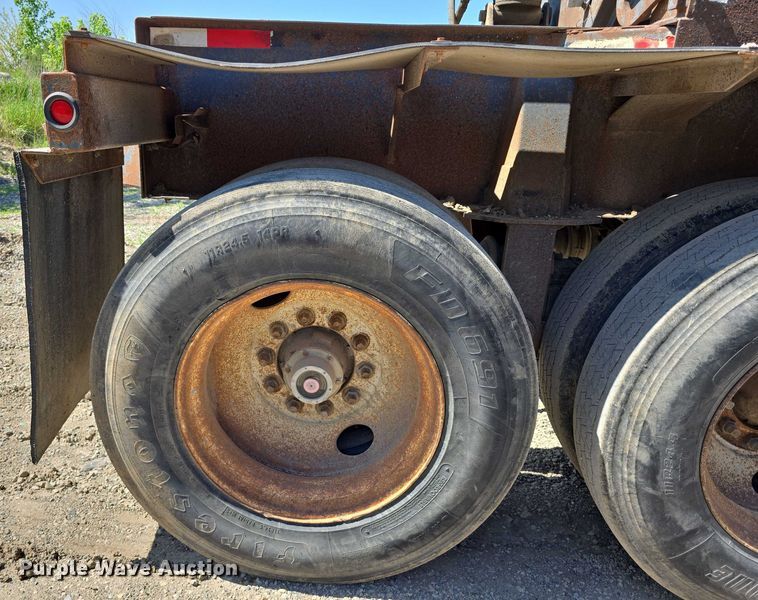 image for item DT6856 1997 Circle R Inc. 34HSD side dump trailer