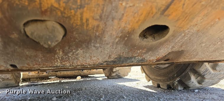 image for item DT6857 2018 Case SR240 skid steer loader