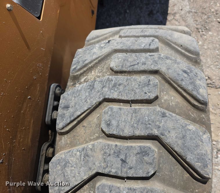 image for item DT6858 2018 Case SR240 skid steer loader