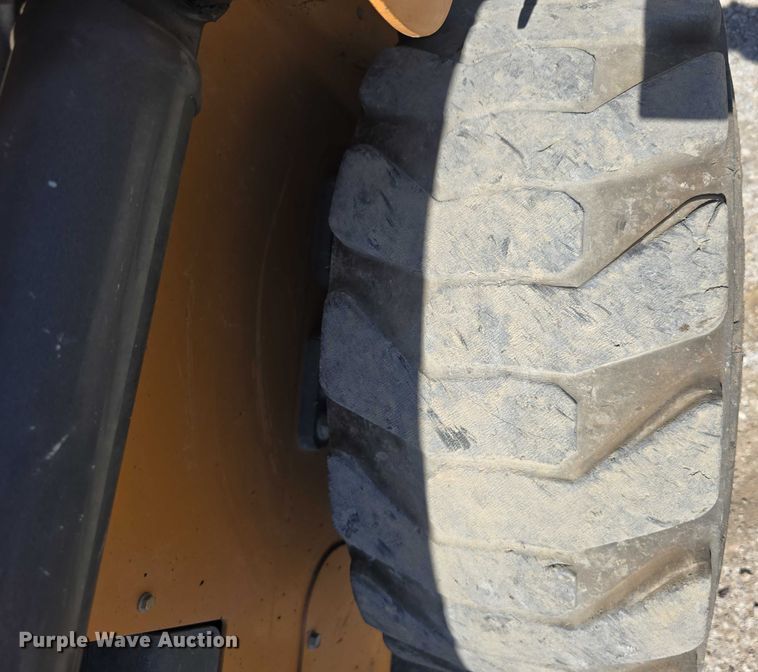 image for item DT6858 2018 Case SR240 skid steer loader