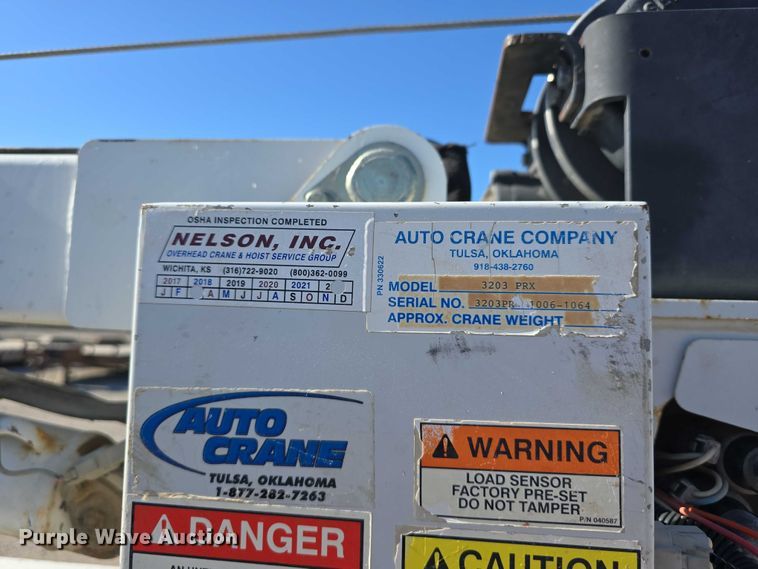 image for item DT6866 2008 Chevrolet Silverado 3500HD utility bed pickup truck