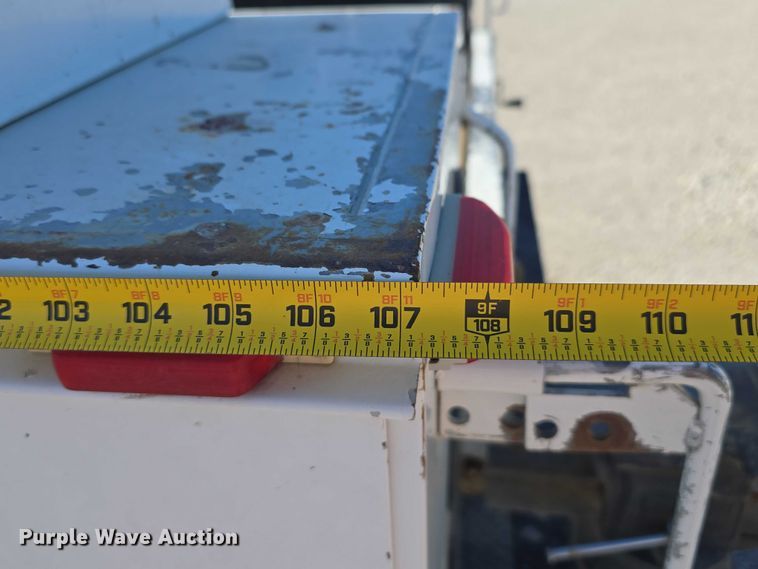 image for item DT6866 2008 Chevrolet Silverado 3500HD utility bed pickup truck