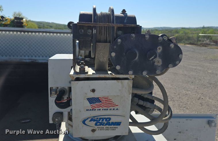 image for item DT6866 2008 Chevrolet Silverado 3500HD utility bed pickup truck