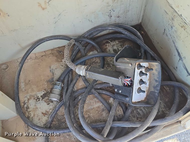 image for item DT6866 2008 Chevrolet Silverado 3500HD utility bed pickup truck