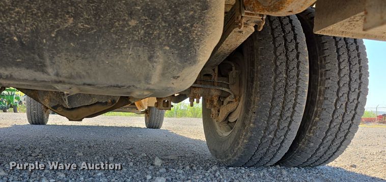 image for item DT6866 2008 Chevrolet Silverado 3500HD utility bed pickup truck