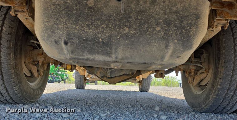 image for item DT6866 2008 Chevrolet Silverado 3500HD utility bed pickup truck