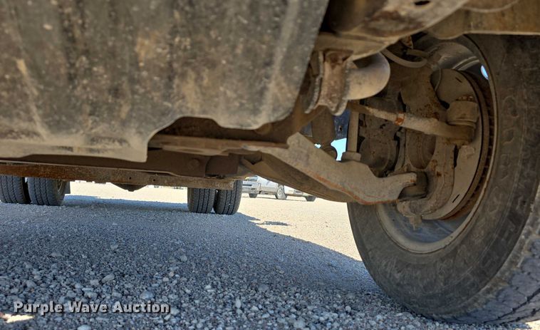 image for item DT6866 2008 Chevrolet Silverado 3500HD utility bed pickup truck