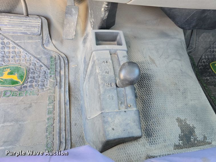 image for item DT6867 2012 Chevrolet Silverado 2500HD utility bed pickup truck