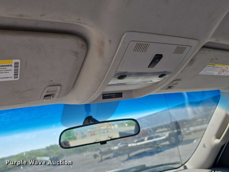 image for item DT6867 2012 Chevrolet Silverado 2500HD utility bed pickup truck