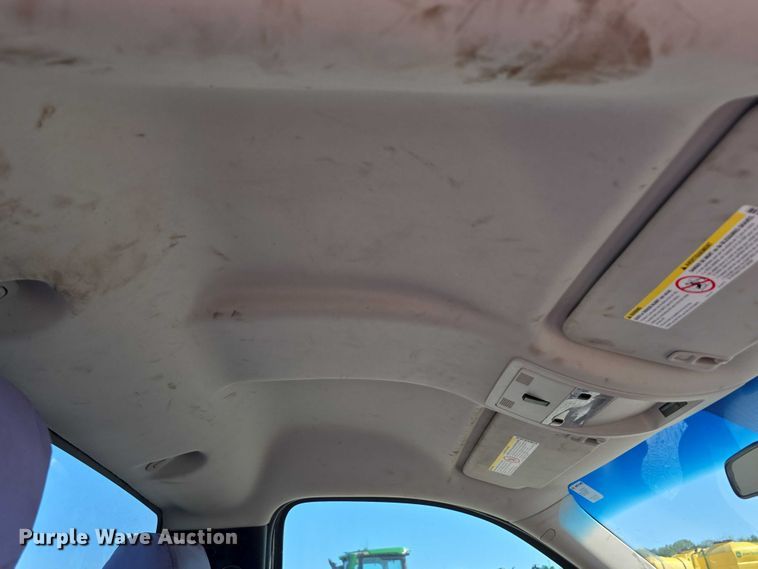 image for item DT6867 2012 Chevrolet Silverado 2500HD utility bed pickup truck