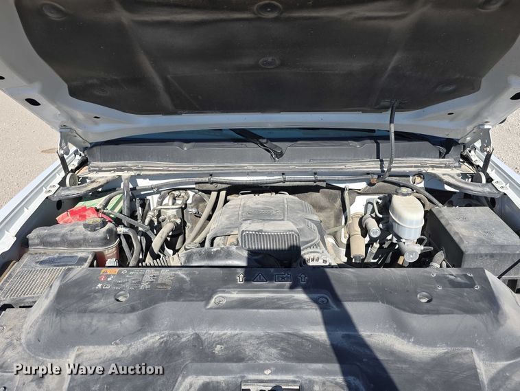 image for item DT6867 2012 Chevrolet Silverado 2500HD utility bed pickup truck