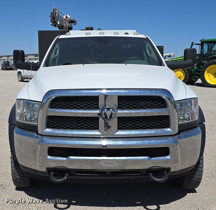 image for item DT6869 2015 Dodge  Ram 5500 utility / service truck