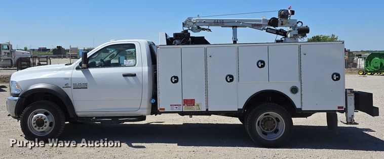 image for item DT6869 2015 Dodge  Ram 5500 utility / service truck