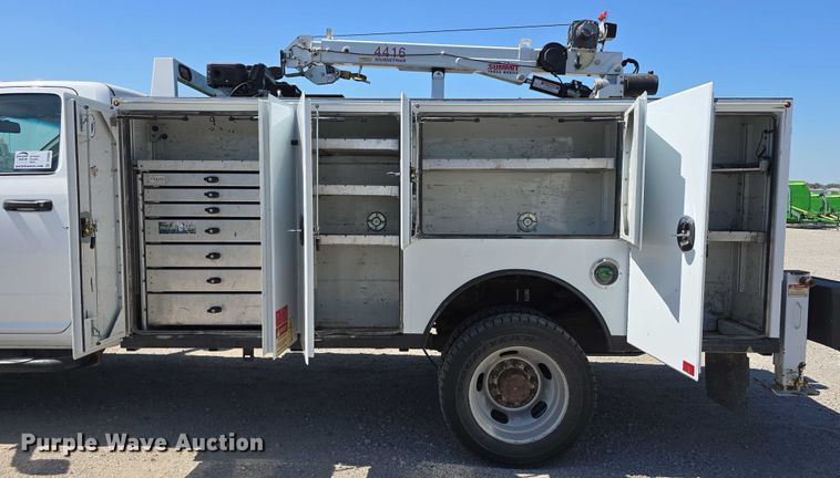 image for item DT6869 2015 Dodge  Ram 5500 utility / service truck