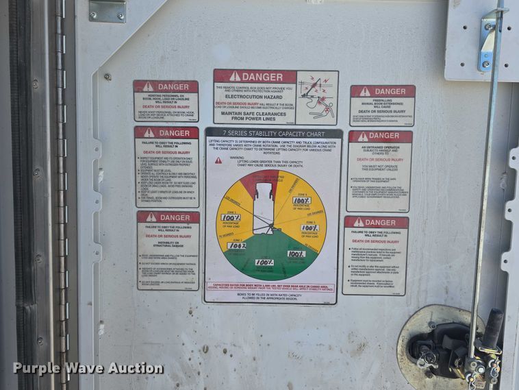 image for item DT6869 2015 Dodge  Ram 5500 utility / service truck