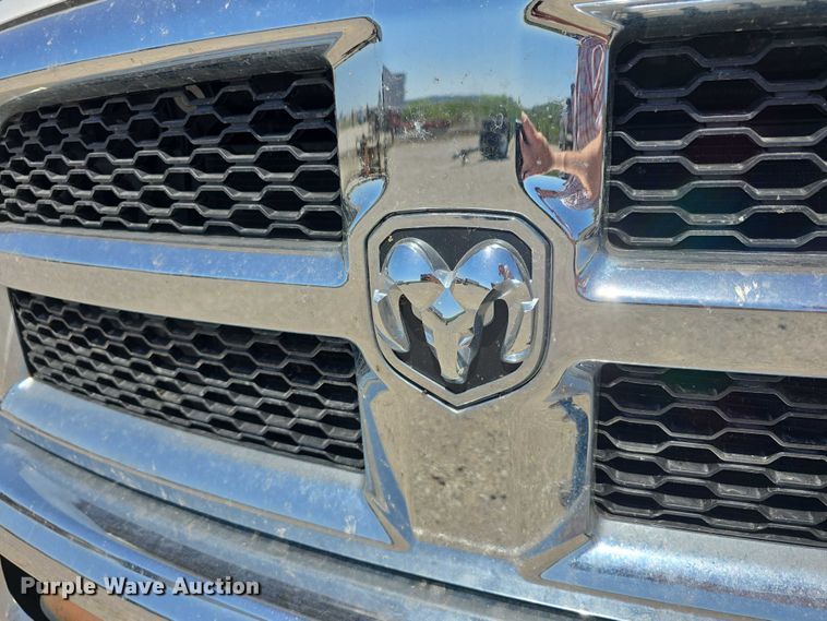 image for item DT6869 2015 Dodge  Ram 5500 utility / service truck