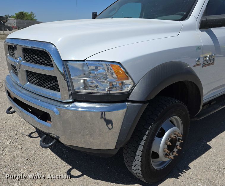 image for item DT6869 2015 Dodge  Ram 5500 utility / service truck