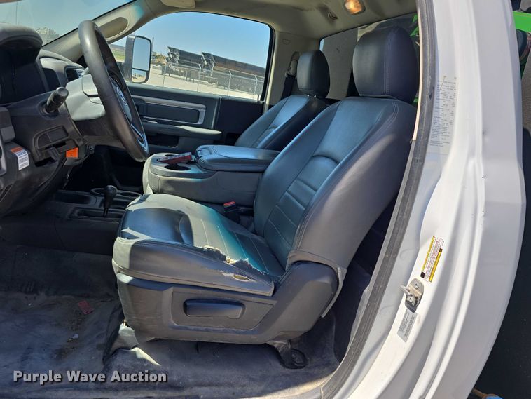 image for item DT6869 2015 Dodge  Ram 5500 utility / service truck