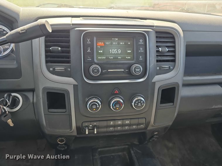 image for item DT6869 2015 Dodge  Ram 5500 utility / service truck