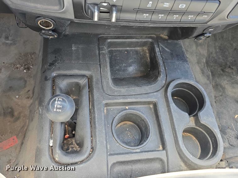 image for item DT6869 2015 Dodge  Ram 5500 utility / service truck