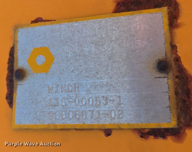 image for item DT6873 1999 Broderson RT-300-2B crane