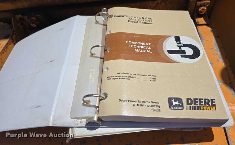 image for item DT6873 1999 Broderson RT-300-2B crane