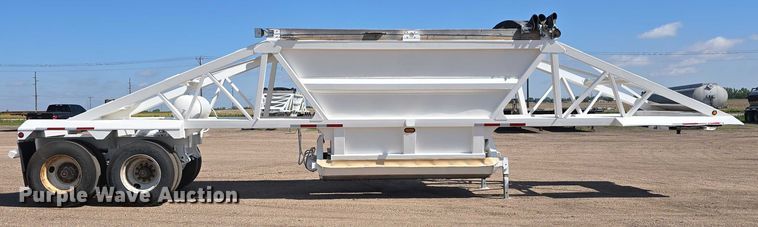 image for item DT6880 2012 Manac LBD40 bottom dump trailer