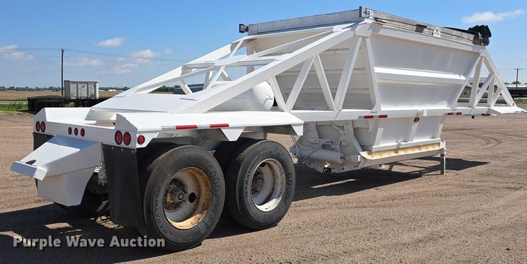 image for item DT6880 2012 Manac LBD40 bottom dump trailer