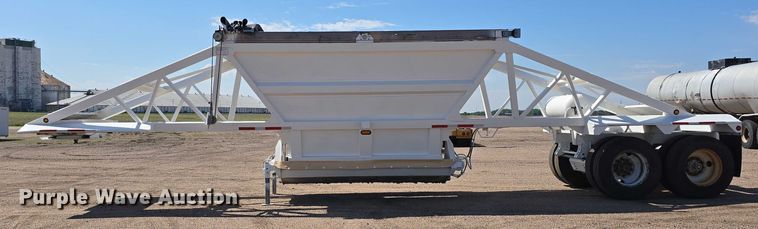 image for item DT6880 2012 Manac LBD40 bottom dump trailer