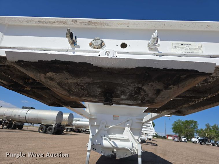 image for item DT6880 2012 Manac LBD40 bottom dump trailer