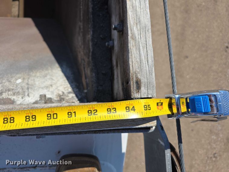 image for item DT6880 2012 Manac LBD40 bottom dump trailer