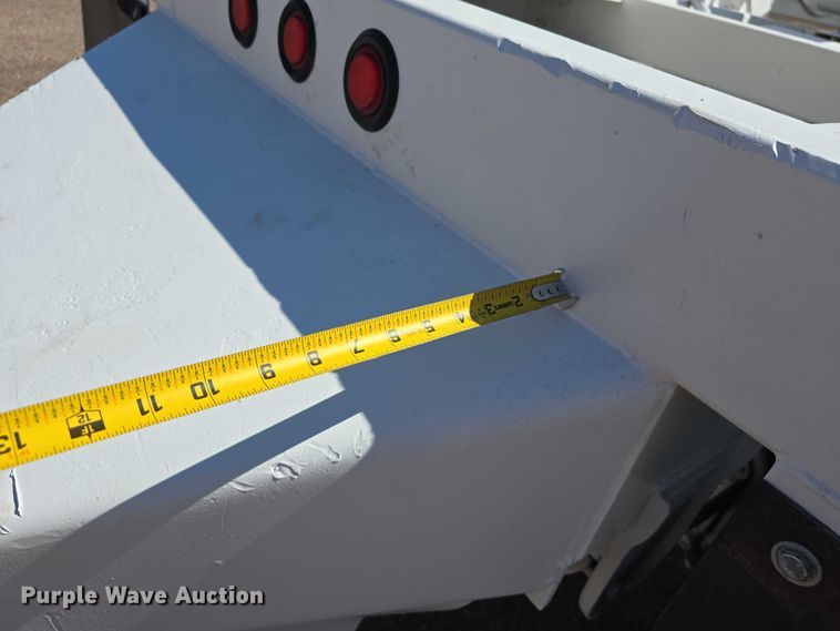 image for item DT6880 2012 Manac LBD40 bottom dump trailer