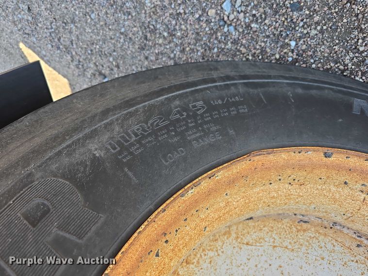 image for item DT6880 2012 Manac LBD40 bottom dump trailer