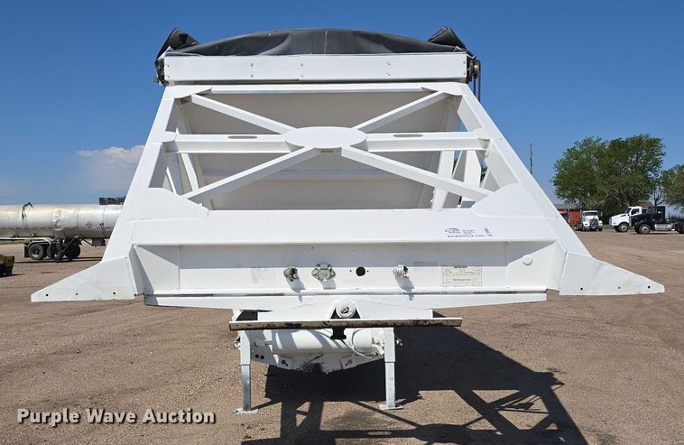 image for item DT6881 2012 Manac LBD40 bottom dump trailer