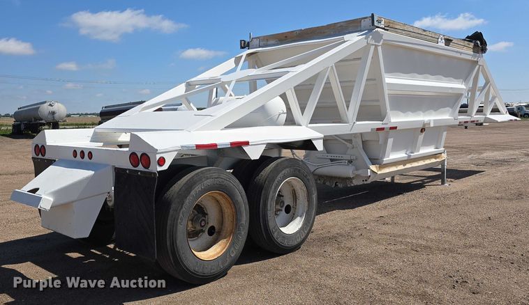 image for item DT6881 2012 Manac LBD40 bottom dump trailer