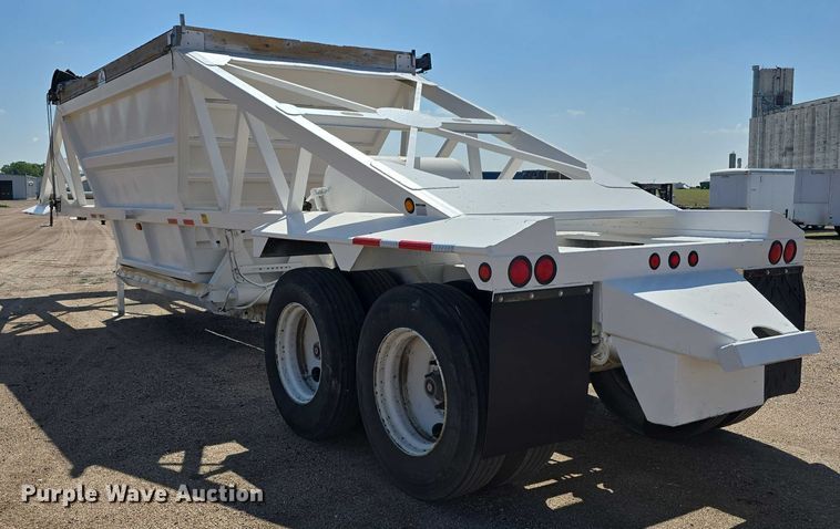 image for item DT6881 2012 Manac LBD40 bottom dump trailer