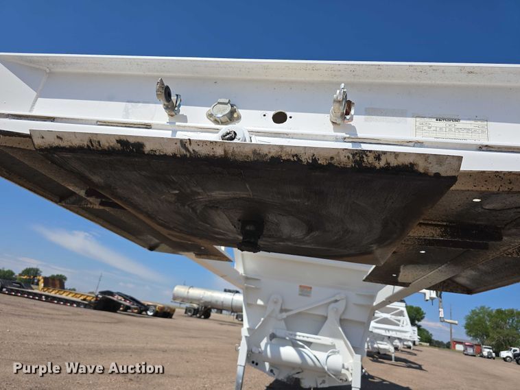 image for item DT6881 2012 Manac LBD40 bottom dump trailer