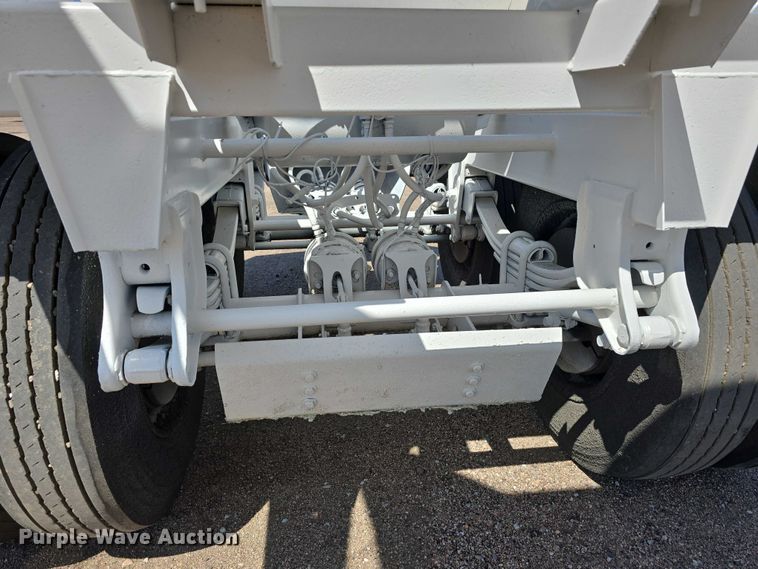 image for item DT6881 2012 Manac LBD40 bottom dump trailer