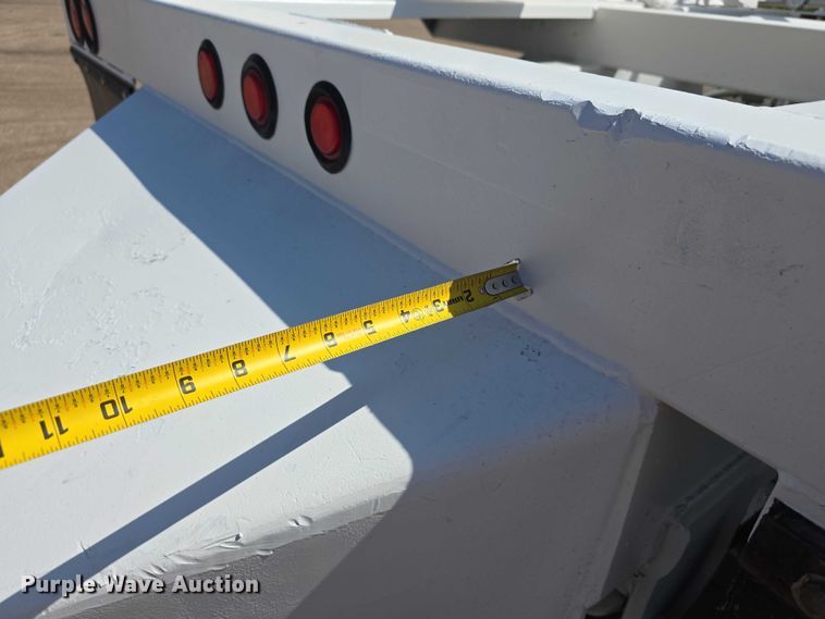 image for item DT6881 2012 Manac LBD40 bottom dump trailer