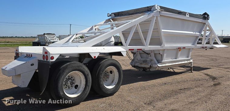 image for item DT6884 2009 Manac LWBD-42 bottom dump trailer