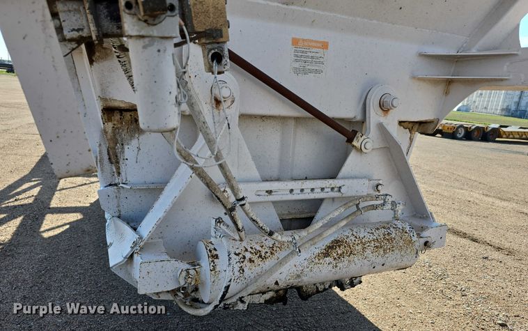 image for item DT6884 2009 Manac LWBD-42 bottom dump trailer