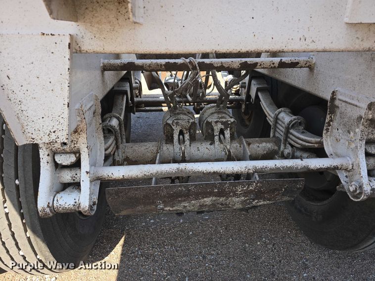 image for item DT6884 2009 Manac LWBD-42 bottom dump trailer